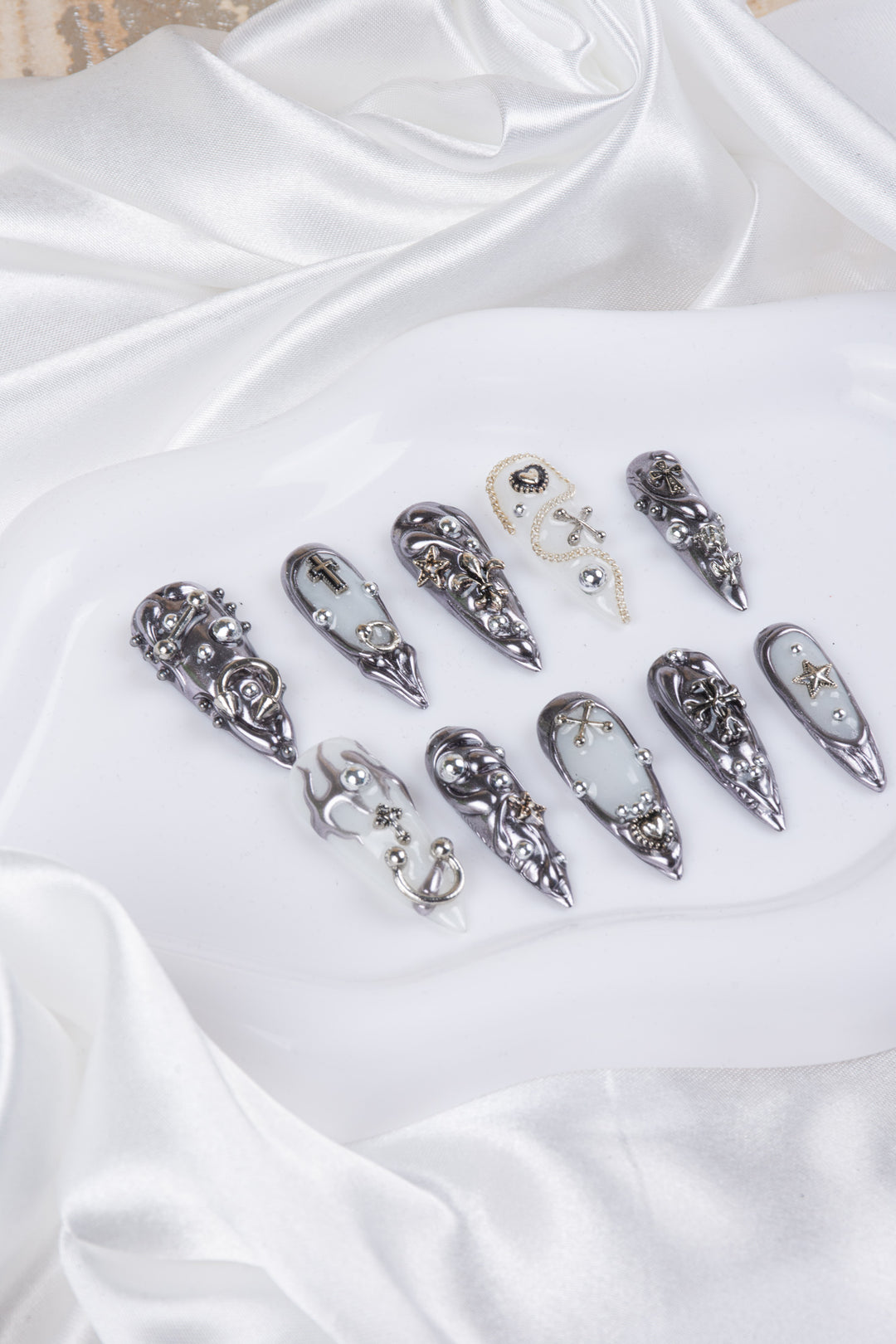 Gothic Silver Glamour